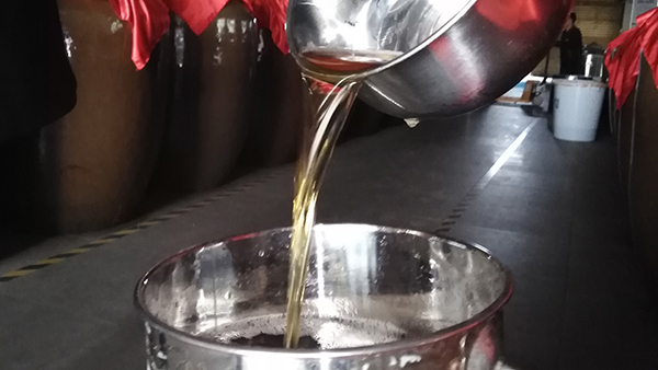 千年傳承的黃酒為何被燒酒設(shè)備釀造的白酒搶占市場？