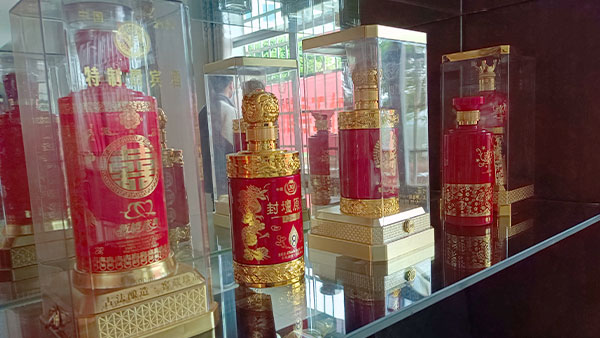 年終銷量飆升，把握純糧定制酒市場(chǎng)是關(guān)鍵