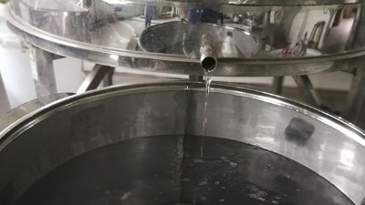 用蒸餾釀酒設(shè)備對白酒進行二次蒸餾有什么好處？