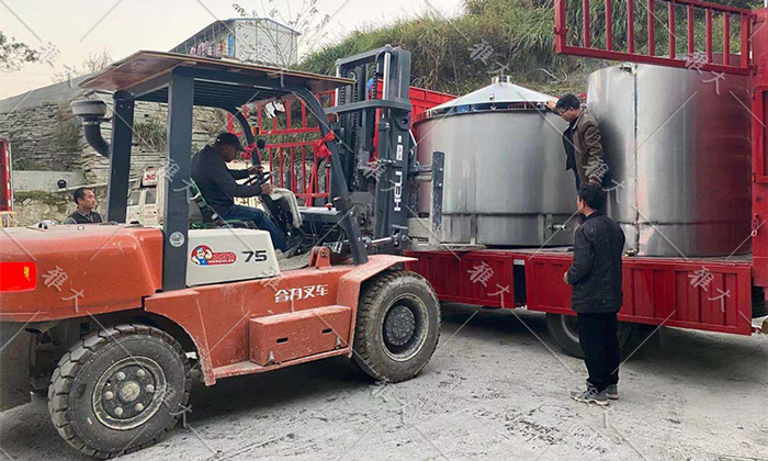 7.10雅大全套大型釀酒設(shè)備由專車送達