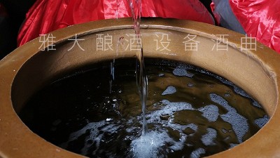 白酒香型到底是怎樣產(chǎn)生的？濃香醬香清香等是近代才有的嗎