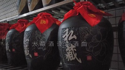 用小型白酒釀酒設備做酒的人注意了，這2種酒越放越不值錢！