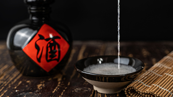 從谷物到美酒，探尋白酒蒸餾設(shè)備釀酒7個過程的奧妙！
