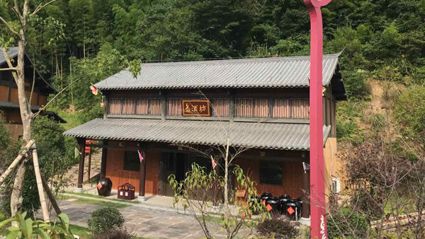 用白酒釀酒設(shè)備做酒時(shí)，環(huán)境因素對(duì)酒質(zhì)有哪些影響？