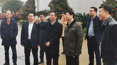 市區(qū)領(lǐng)導關(guān)懷，全國釀友給力，雅大實現(xiàn)開門紅